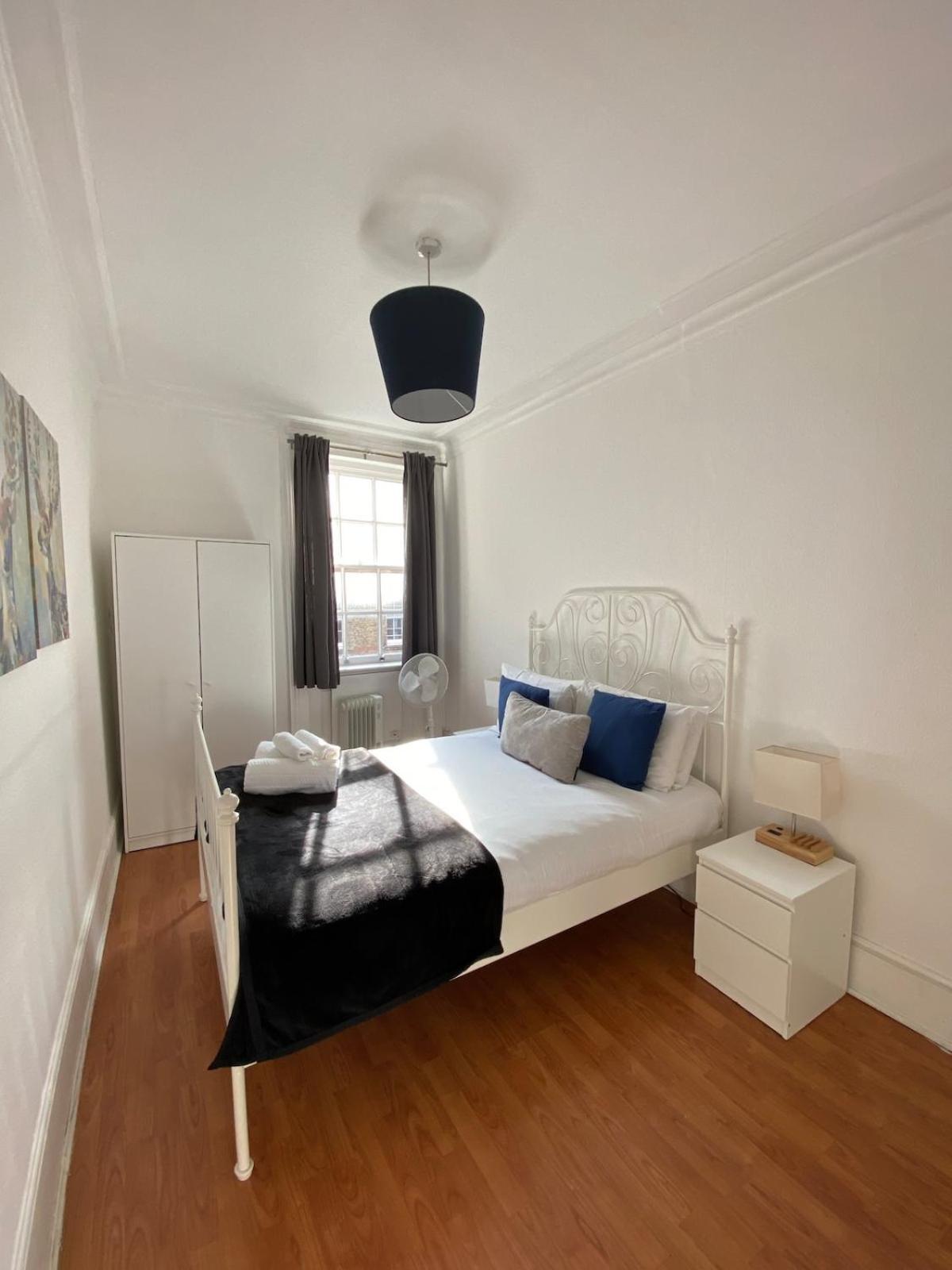 Lovely 2 Bed Flat In Soho! Londres Extérieur photo